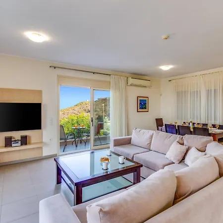 Dilira Villa *