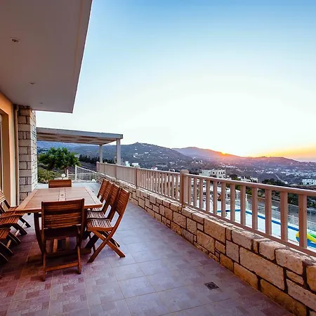 Villa Dilira *